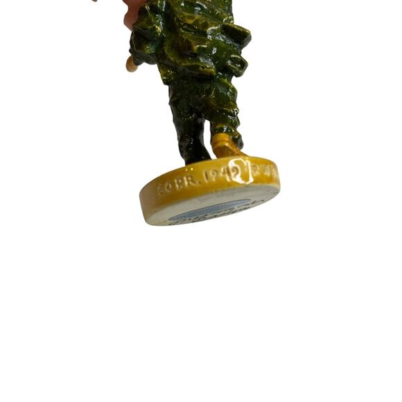 Vintage Sebastian Miniatures Clown Figurine Signed 3" - Picture 5 of 7